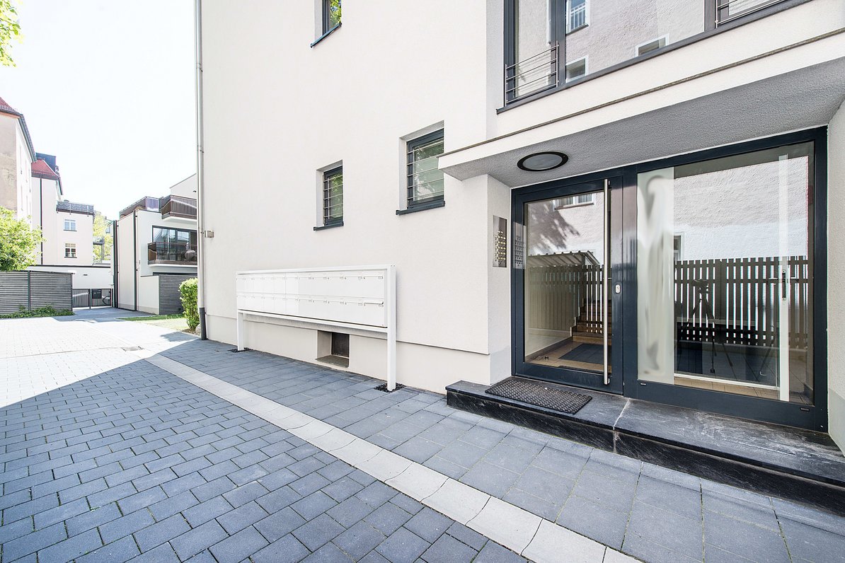 House view entrance