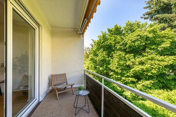 Balkon mit schönem Blick ins Grüne