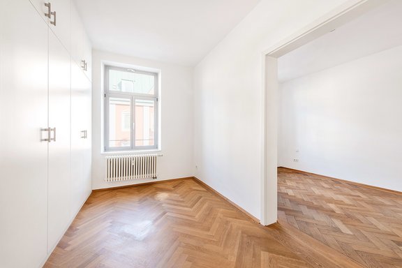 Dressing room with fixtures