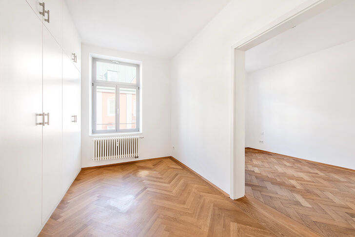 Ankleide mit Einbauten