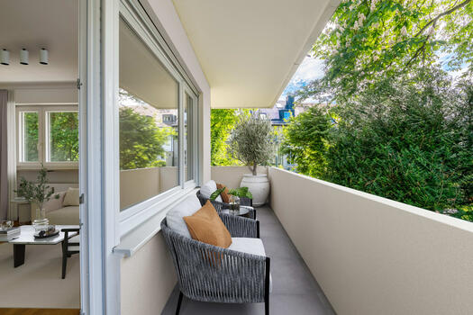 Two-sided balcony