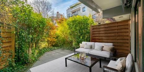 Geschmackvolle Maisonettewohnung mit Terrasse und Balkonen in ruhiger Lage