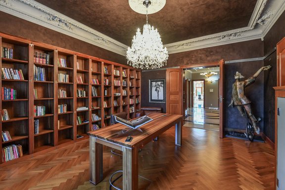 Historical flair in the library