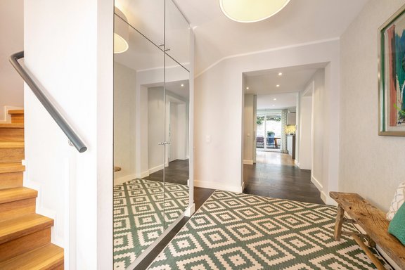 Entrance hall with built-in features