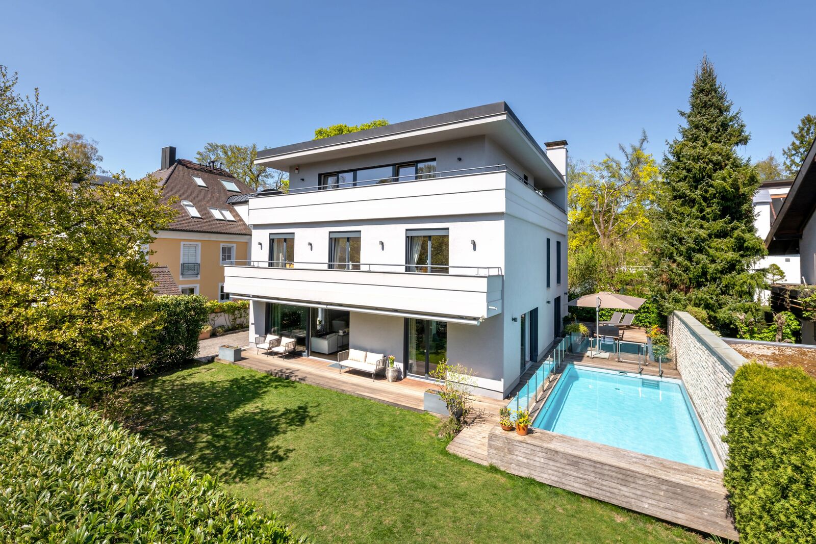 Großzügige Familienvilla