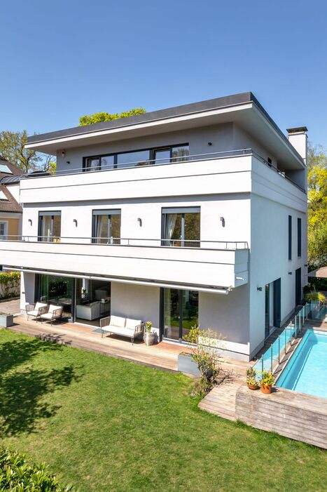 Großzügige Familienvilla