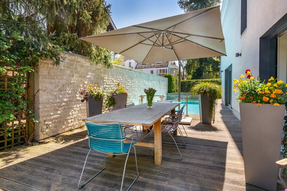 Enchanting outdoor oases