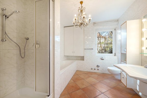 Bright daylight bathroom