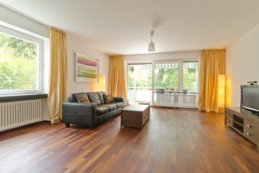 Spacious 3 room apartment with good equipment and nice south balcony