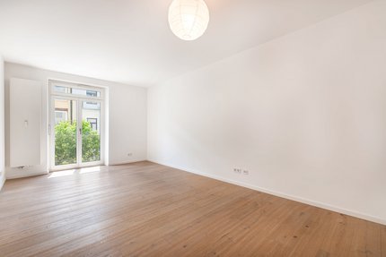 Schlafzimmer mit Balkon