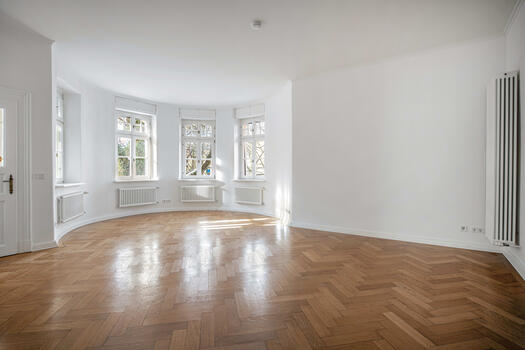 Living room with rounded bay window