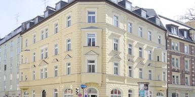 Großzügige 4-Zimmer-Altbauwohnung mit sonnigem Süd-West-Balkon