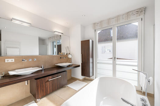 Master bathroom with spa ambience