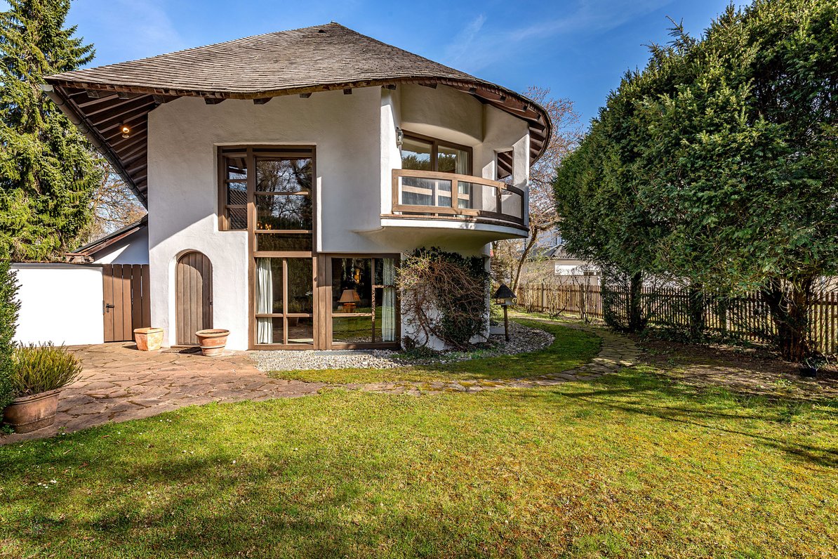 Stattliche Landhaus-Villa