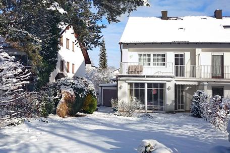 Großzügige Doppelhaushälfte mit sonnigem Garten in bester Lage von Waldperlach