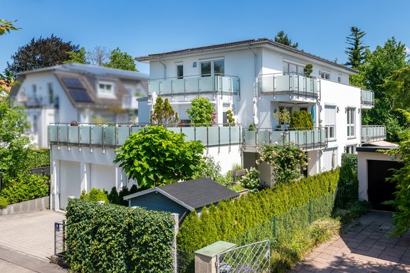 Großzügige Dachgeschosswohnung