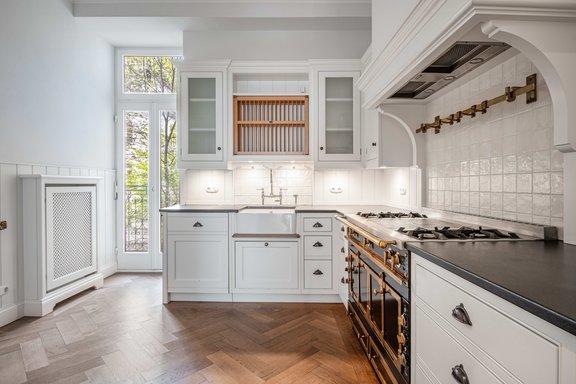 Einbauküche im englischen Landhausstil
