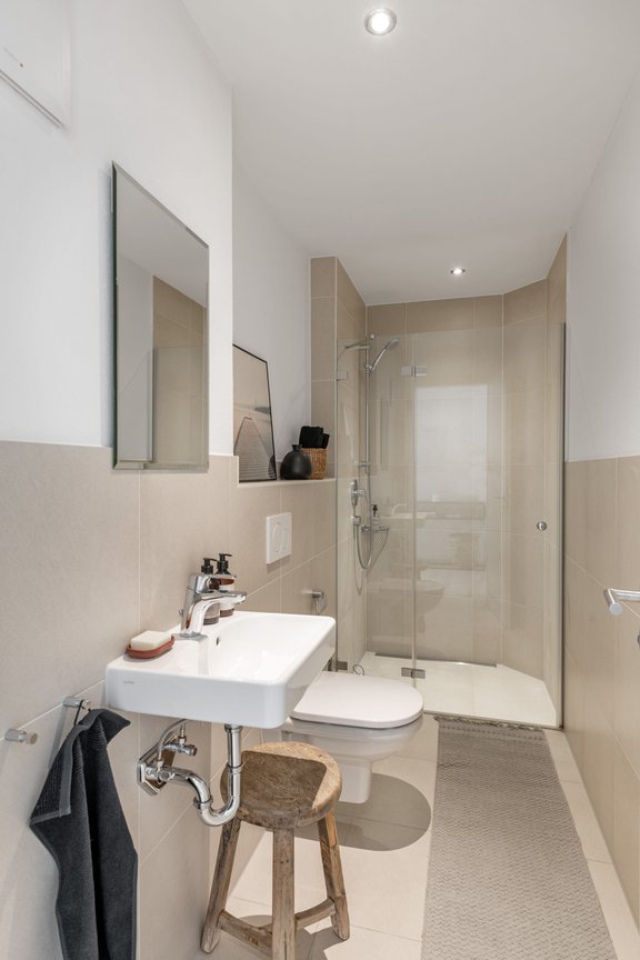 Zusätzliches Duschbad