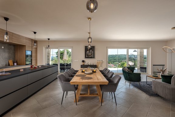 Lichtdurchflutetes Wohnen