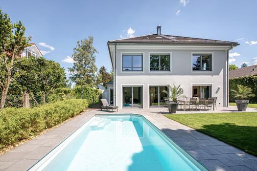 Hochklassige Familienvilla