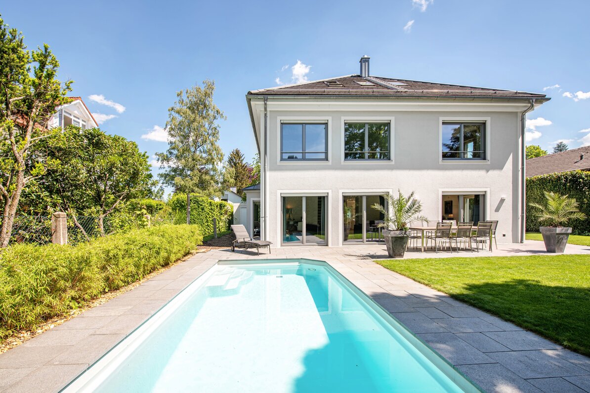 High class family villa