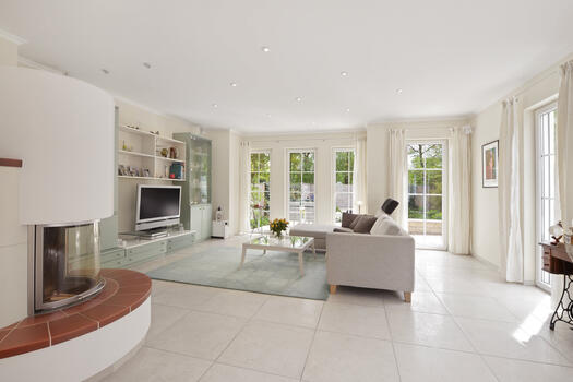 Living area with fireplace