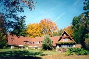 Großzügiger Landsitz mit traumhaftem Alpenblick