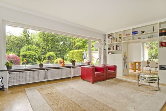 Bright living area on the ground floor