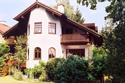Großzügiges Einfamilienhaus mit ELW und herrlichem Blick