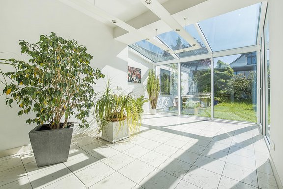 Sonnendurchfluteter Wintergarten