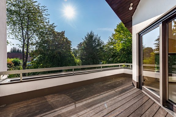 Terrasse im Obergeschoss