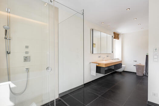 Timeless Bathroom