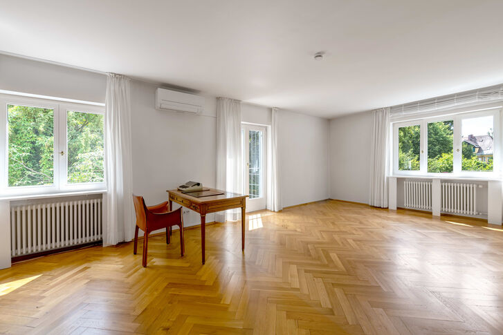 Großes Schlafzimmer OG