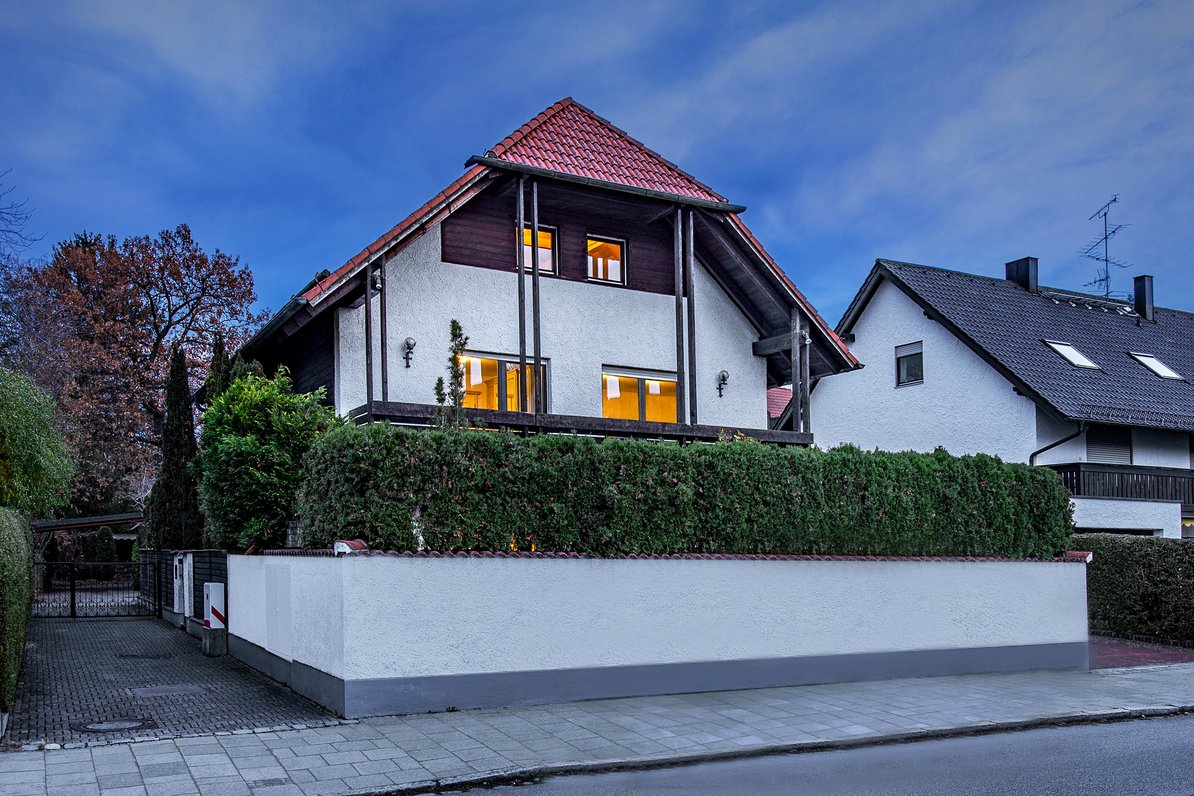 House view evening atmosphere