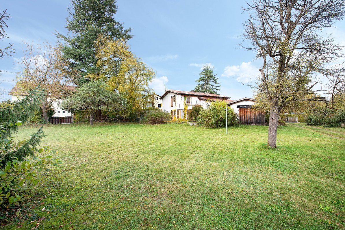 Extensive property