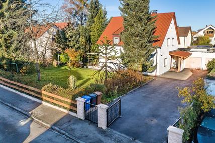 Großzügiges Grundstück mit attraktivem Baurecht in ruhiger Lage