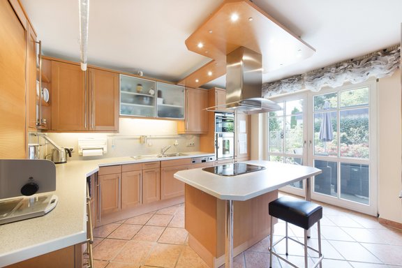 Hochwertige Einbauküche