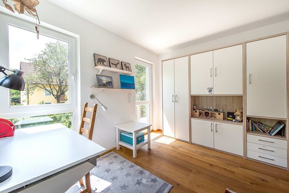 Kinderzimmer im OG