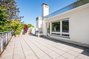 Objektvideo ansehen: Großzügiges Penthouse mit fantastischer Dachterrasse in Toplage Herzogpark