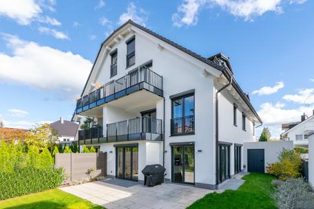 Großzügiges, perfekt gegliedertes Familiendomizil mit sonnigem Garten