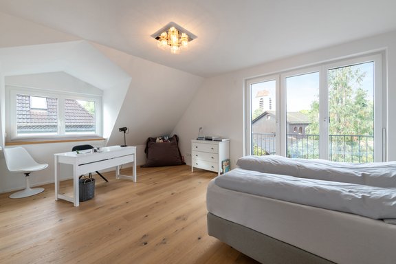 Kinderzimmer mit Balkon