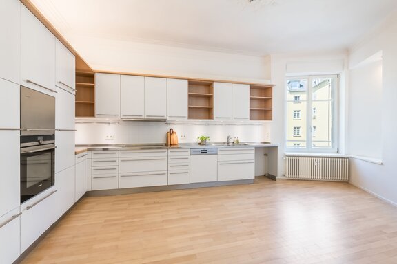 The existing kitchen fixtures are in need of replacement