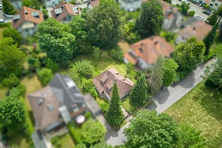 Grünes Refugium in Hadern – Baugrundstück mit Vorbescheid für ein Mehrfamilienhaus