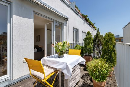 Gut dimensionierter Süd-Balkon