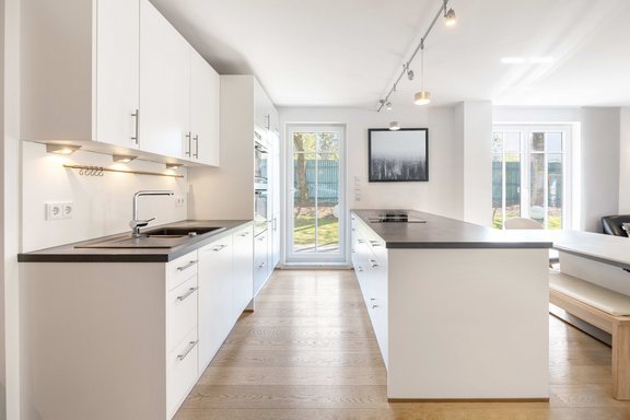 Modern fitted island kitchen
