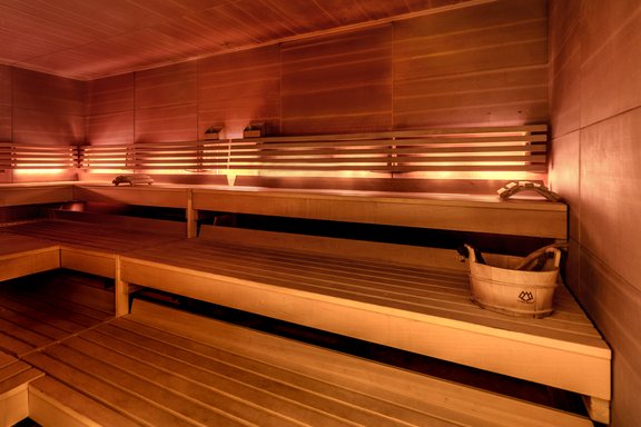 Wellnessbereich mit Saunen