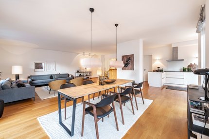 Lichterfülltes Raumgefüge