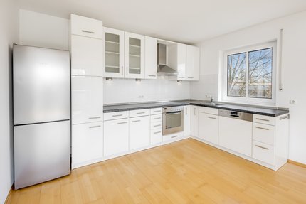 Zeitlos-moderne Einbauküche