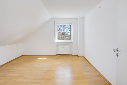 Schlafzimmer mit Stellfläche