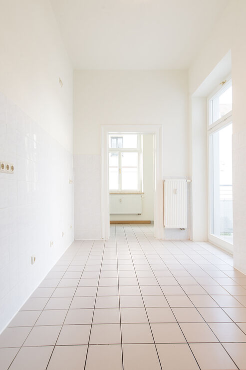 Küche mit Ostbalkon